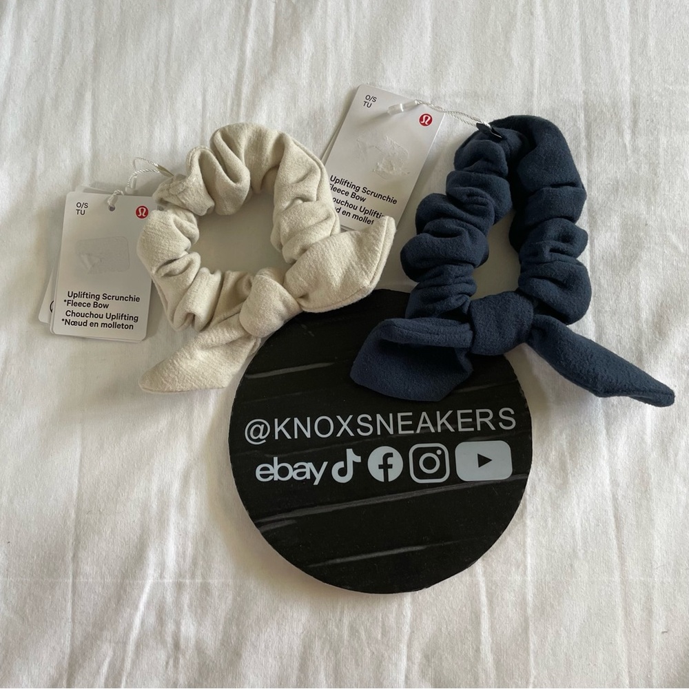 Lot Of 2 Lululemon Uplifting Scrunchie *Fleece Bow SHLB Navy NATI Cream